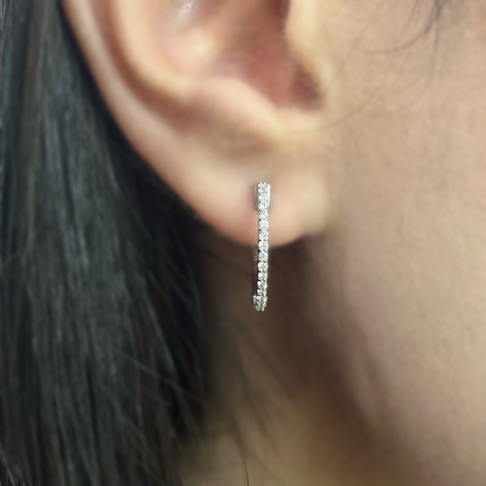 Диамантени обеци халки бяло злато 0.20 карата